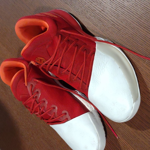 THE GOAT.. Adidas Harden Volume 1 Size 10 - Picture 5 of 10